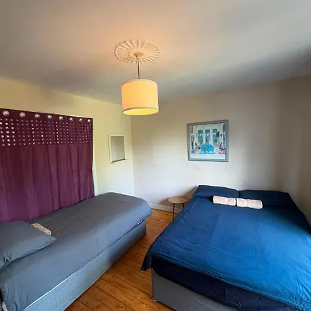 Cosy Triple Near The & Howth 1 *