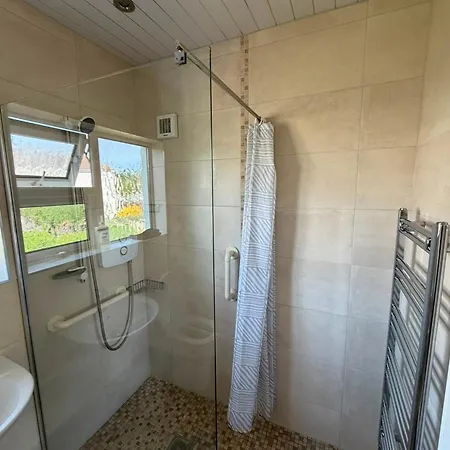 Cosy Triple Near The & Howth 1 Alloggio in famiglia *